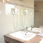 Отель Aragia 4*