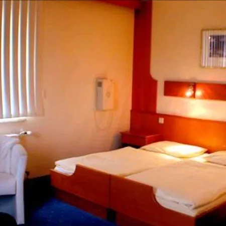 Hotel Aragia Gmbh 4*